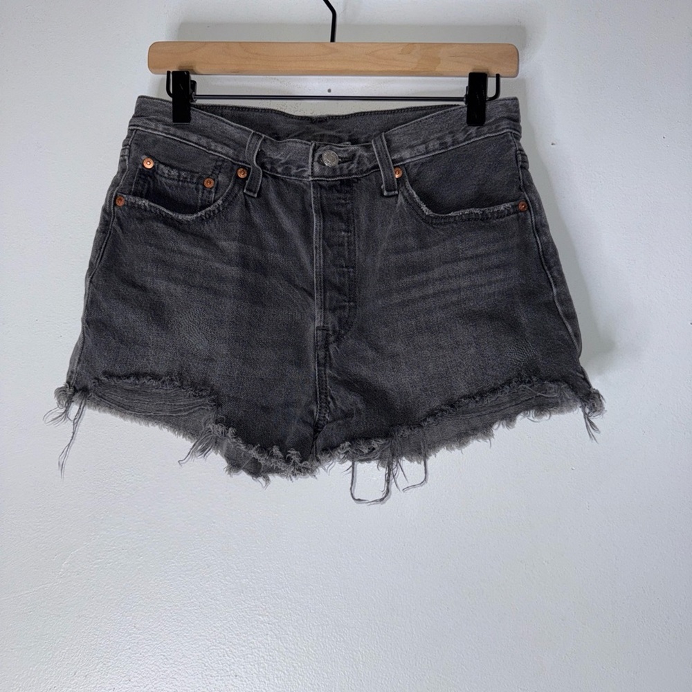 Levi’s 501 Faded Black Cut Off Jean Shorts Size 28‎